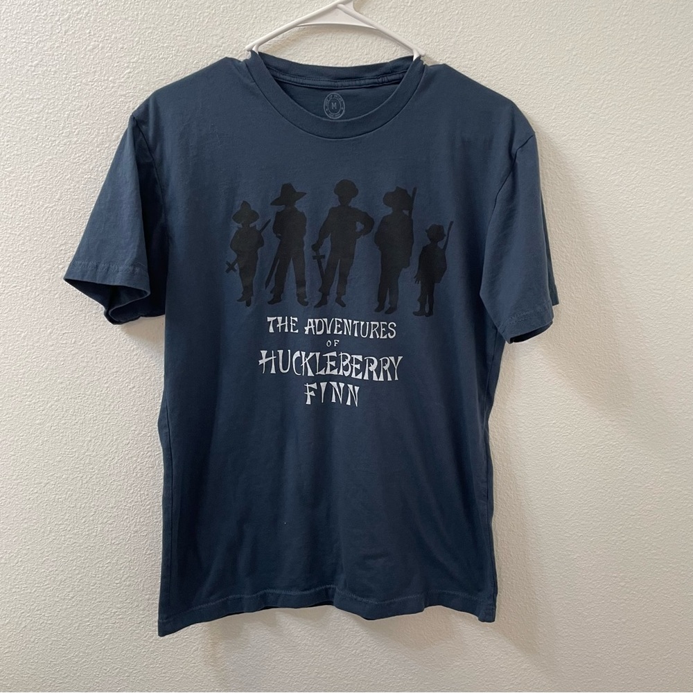 The adventures of huckleberry Finn book shirt blue medium
